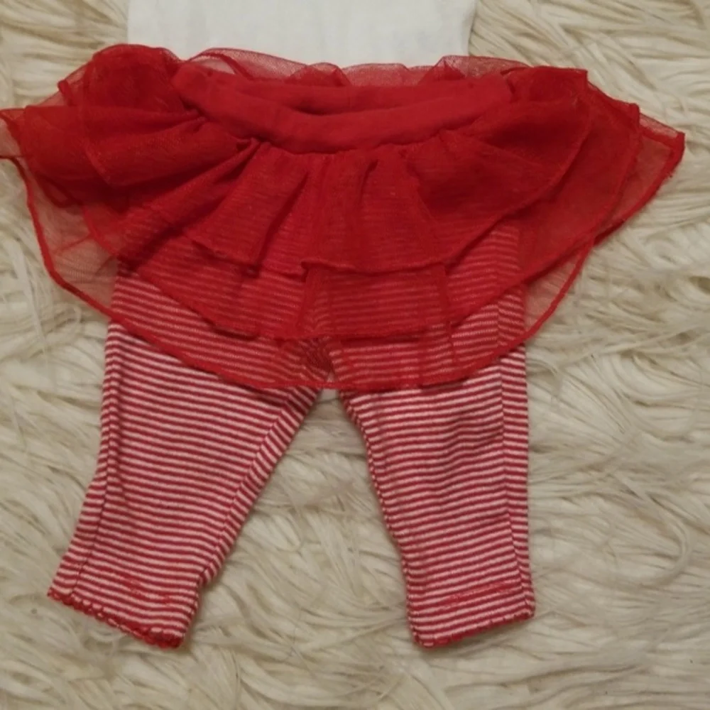 Santa loves me onsie and tutu‎